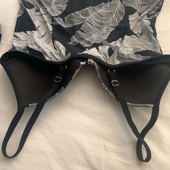 Cristina two piece bathing suit - Picture 4 of 8